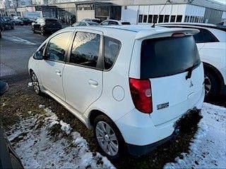 Gebraucht Mitsubishi Colt 95 PS (69 kW) 2013 Weiß Limousine