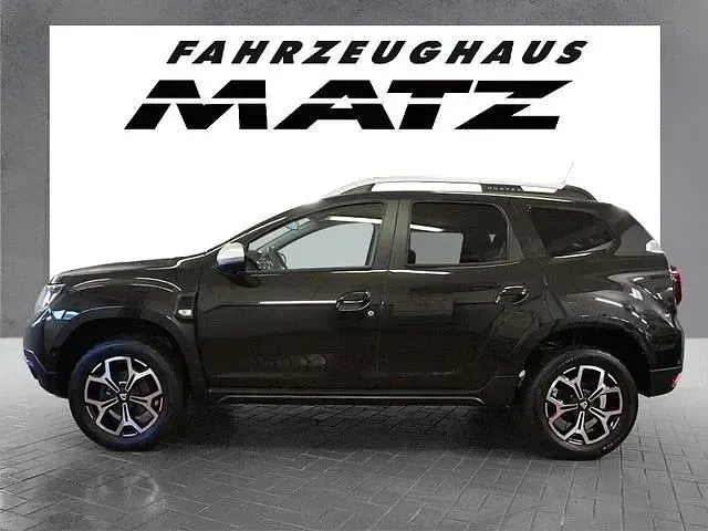 Gebraucht Dacia Duster Anniversary 131 PS (96 kW) 2020 Schwarz SUV