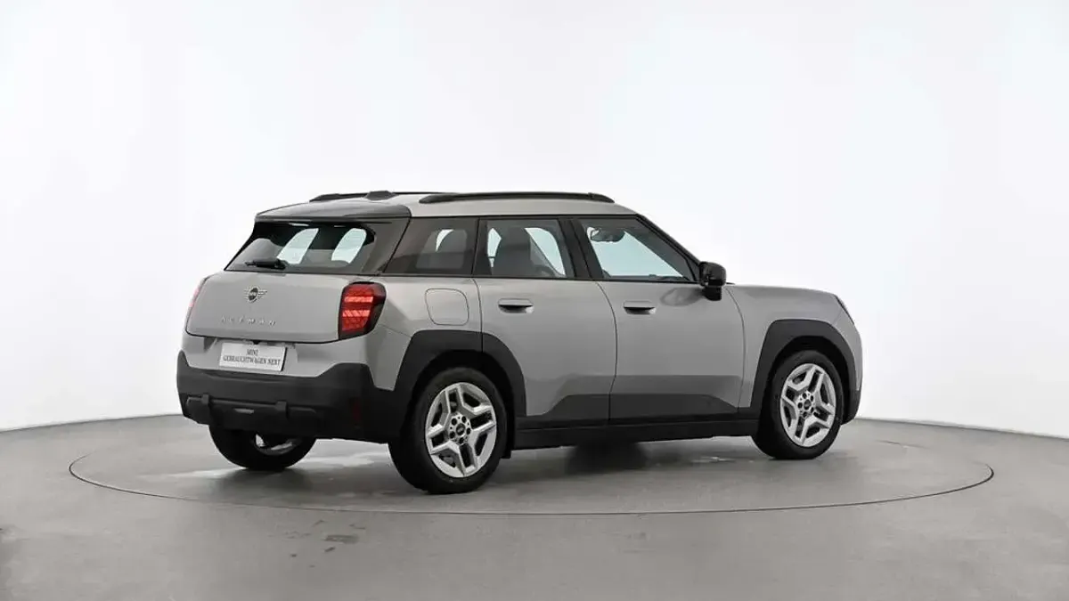 Gebraucht Mini Aceman Essential 135 kW (184 PS) 2025 Grau SUV