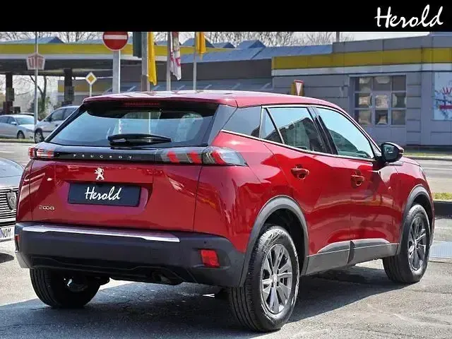 Gebraucht Peugeot 2008 Active 101 PS (74 kW) 2021 Rot SUV