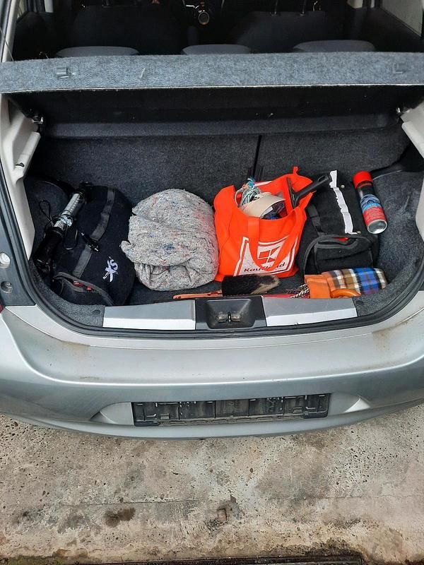 Gebraucht Nissan Micra Acenta 80 PS (58 kW) 2014 Silber Kleinwagen