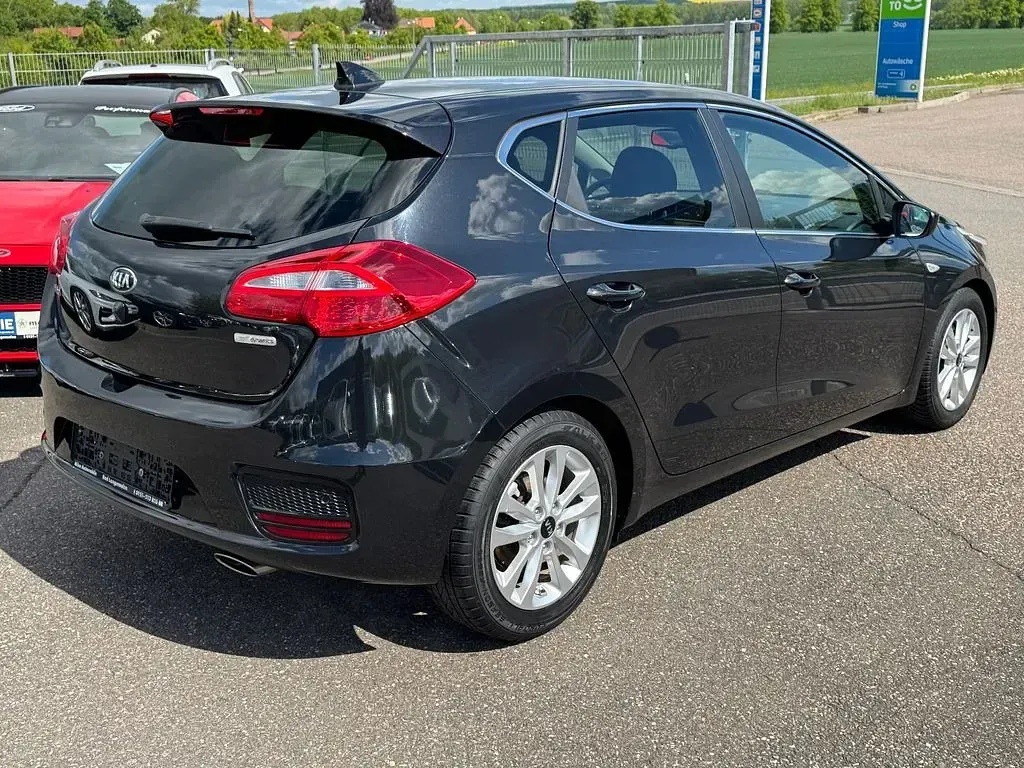 Occasion Kia Ceed 135 ch (99 kW) 2018 Noir Citadine