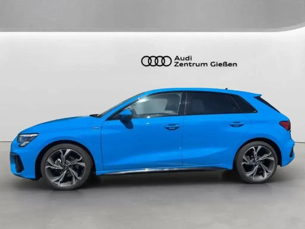 Gebraucht Audi A3 S-Line 150 PS (110 kW) 2023 Turboblau Limousine