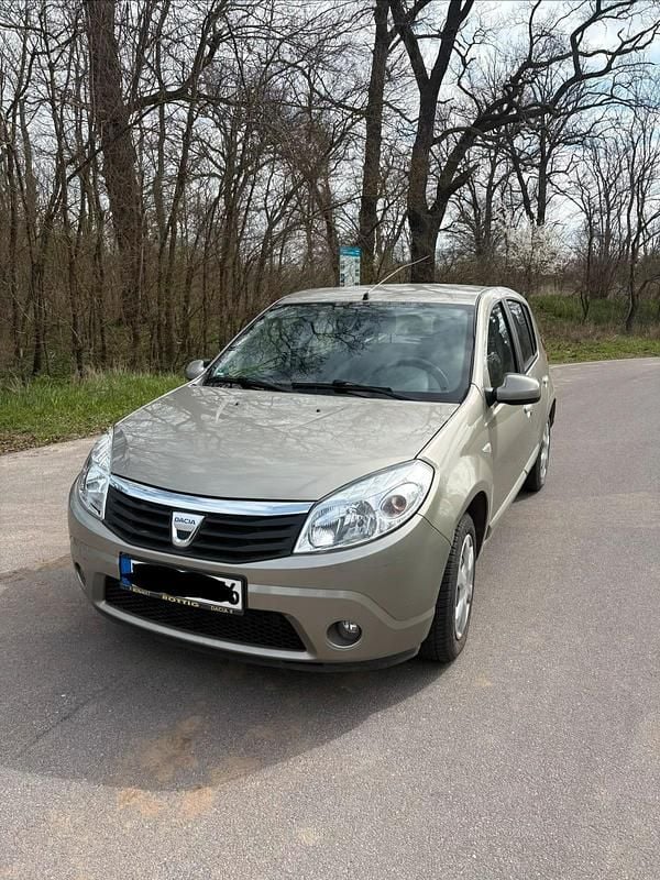 Gebraucht Dacia Sandero 75 PS (55 kW) 2008 Grau Kleinwagen