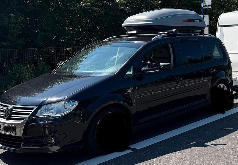 Schwarz Gebraucht 2009 VW Touran R-line Van / Kleinbus | 1.800 € (Superpreis) - Bild 1/1