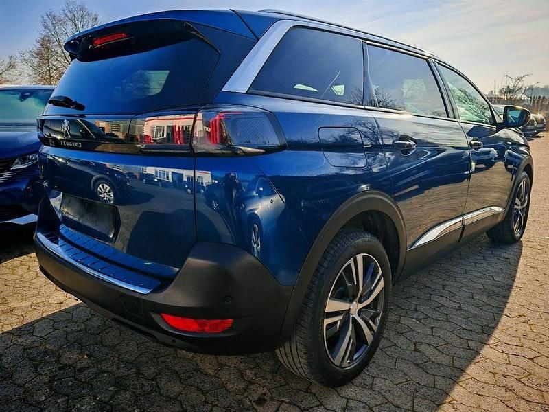 Gebraucht Peugeot 5008 Allure 131 PS (96 kW) 2021 Blau SUV