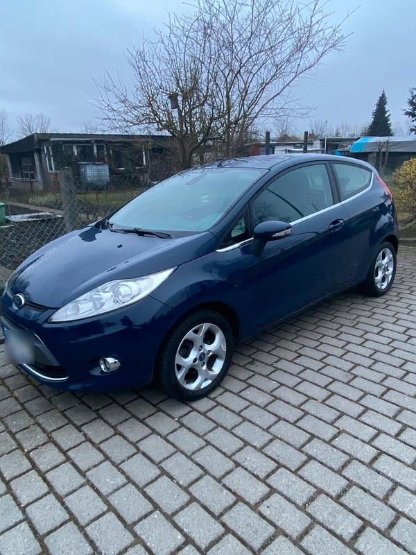 Gebraucht Ford Fiesta 82 PS (60 kW) 2009 Blau Kleinwagen