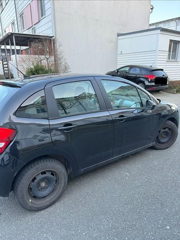 Gebraucht Citroën C3 SELECTION 95 PS (69 kW) 2012 Schwarz Limousine