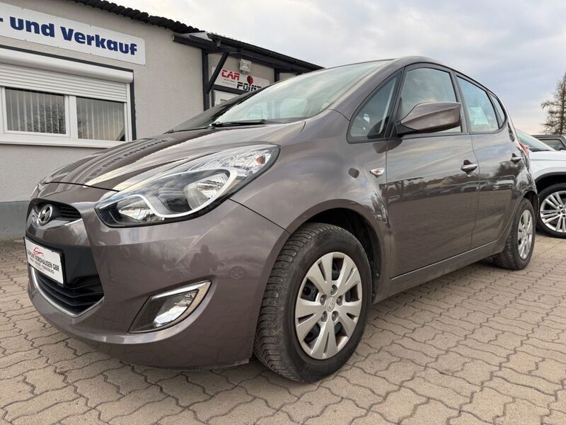 Braun Gebraucht 2011 Hyundai ix20 Classic Van / Kleinbus | 4.999 € (Fairer Preis) - Bild 1/4