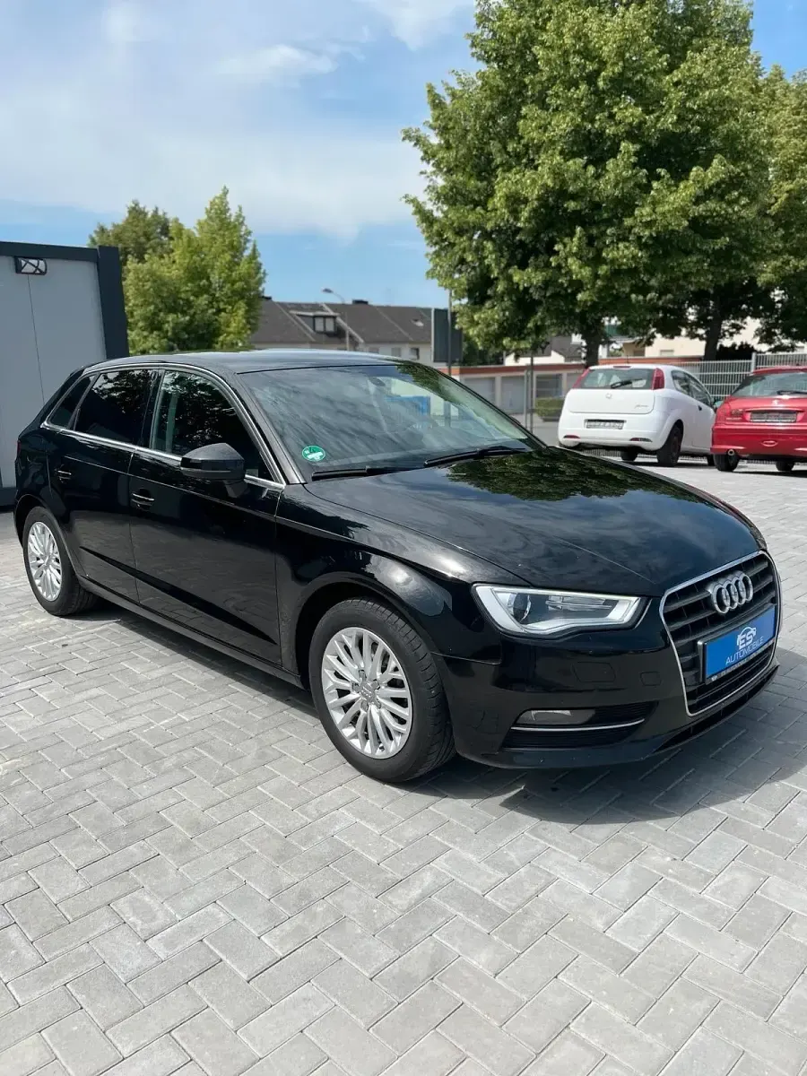 Gebraucht Audi A3 Sportback Ambiente 150 PS (110 kW) 2016 Schwarz Kleinwagen