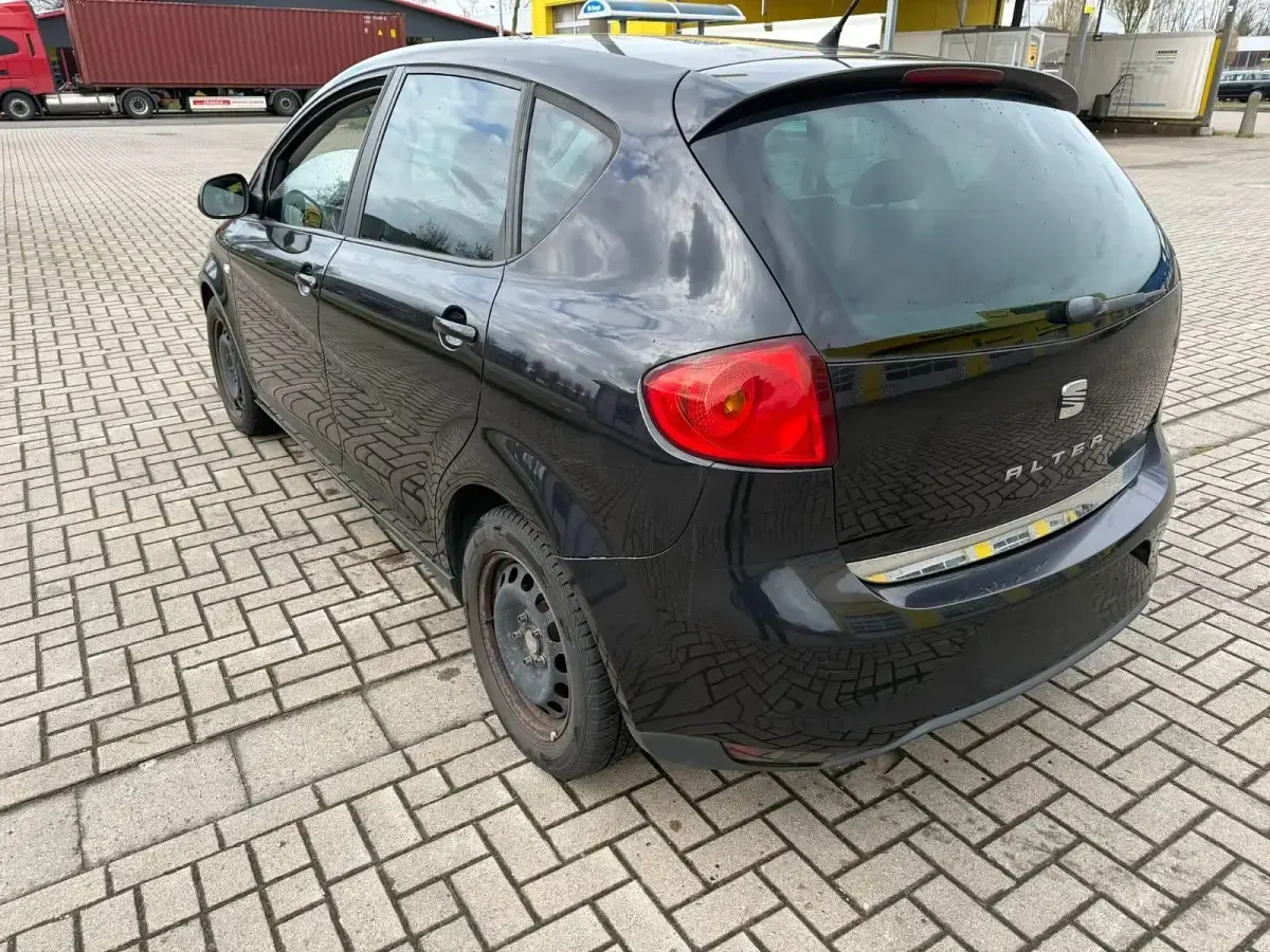 Gebraucht Seat Altea 2011 Schwarz Kleinwagen