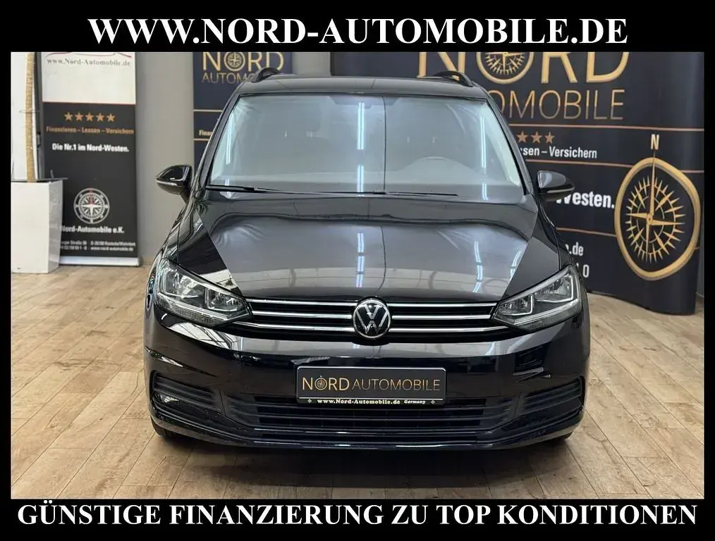 Gebraucht VW Touran Comfortline 150 PS (110 kW) 2020 Deep black perleffek Van / Kleinbus