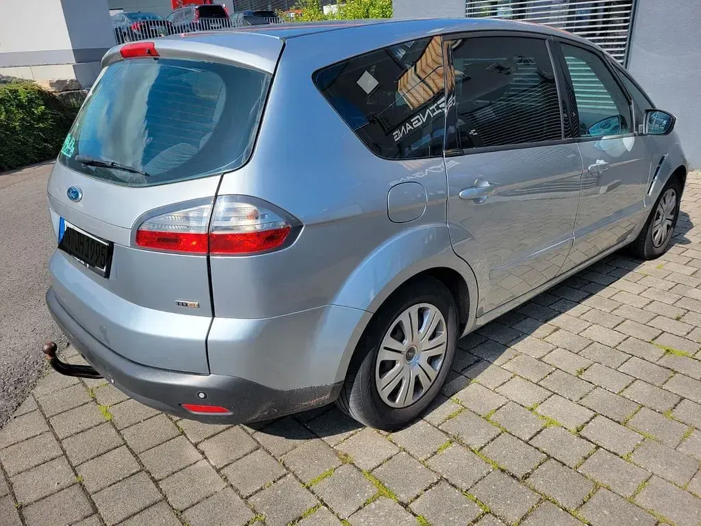 Gebraucht Ford S-MAX Ambiente 140 PS (102 kW) 2007 Grau Van / Kleinbus