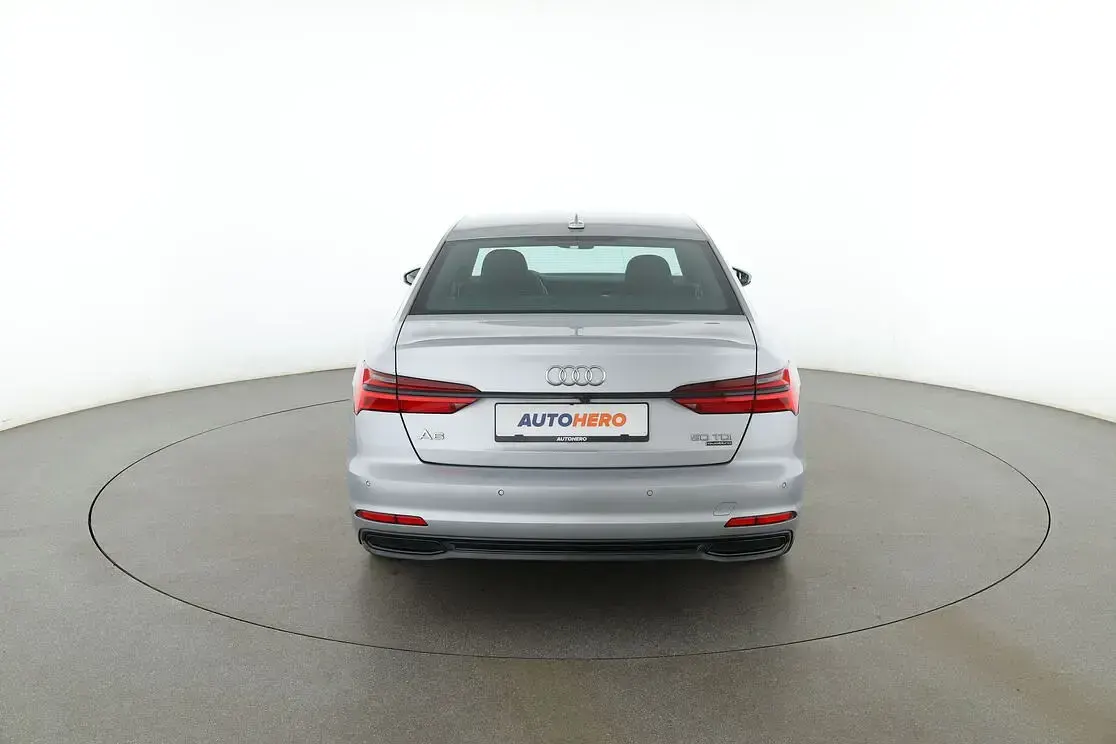 Używany Audi A6 Sport 286 KM (210 kW) 2021 Szary Sedan/Limuzyna