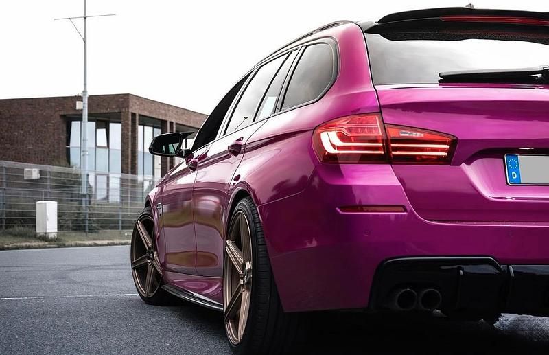 Gebraucht BMW 525 M Sport 218 PS (160 kW) 2016 Violet Kombi