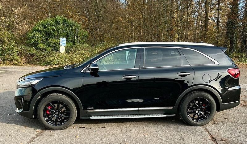 Schwarz Gebraucht 2018 Kia Sorento GT-Line SUV | 21.950 € (Guter Preis) - Bild 1/4