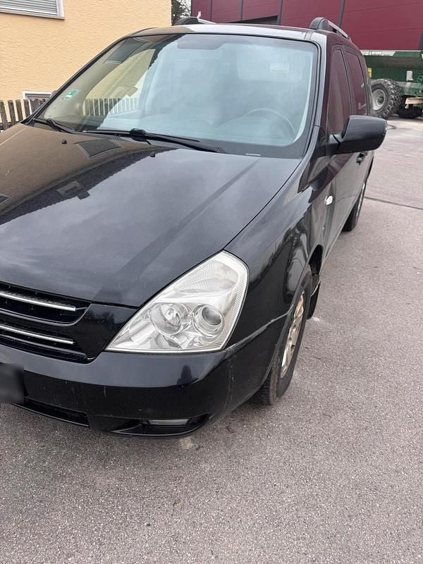 Gebraucht Kia Carnival 197 PS (144 kW) 2009 Schwarz Van / Kleinbus
