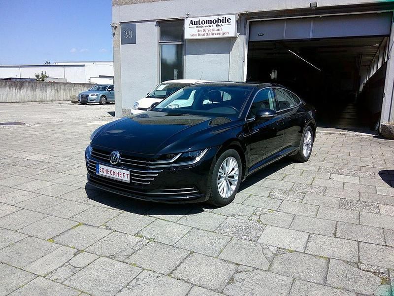 Gebraucht VW Arteon 150 PS (110 kW) 2018 Schwarz Kleinwagen