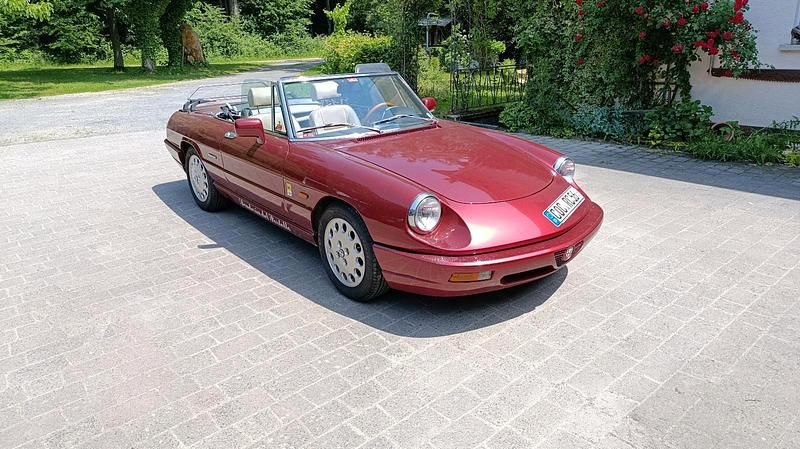Gebraucht Alfa Romeo Spider 120 PS (88 kW) 1990 Rot Cabrio