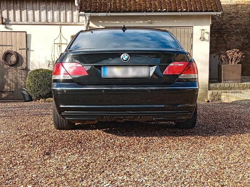 Gebraucht BMW 730 231 PS (169 kW) 2005 Schwarz Limousine