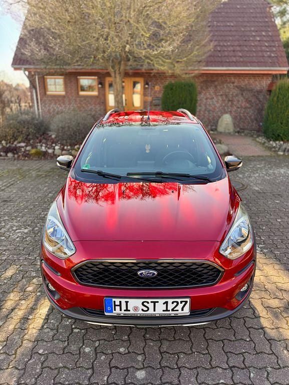 Gebraucht Ford Ka Plus Cool & Sound Edition 86 PS (63 kW) 2019 Rot Kleinwagen