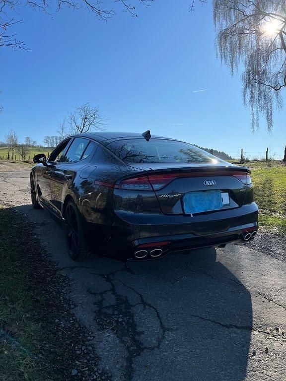 Gebraucht Kia Stinger GT 370 PS (272 kW) 2021 Grau Kleinwagen