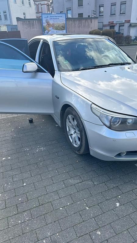 Gebraucht BMW 523 192 PS (141 kW) 2007 Limousine