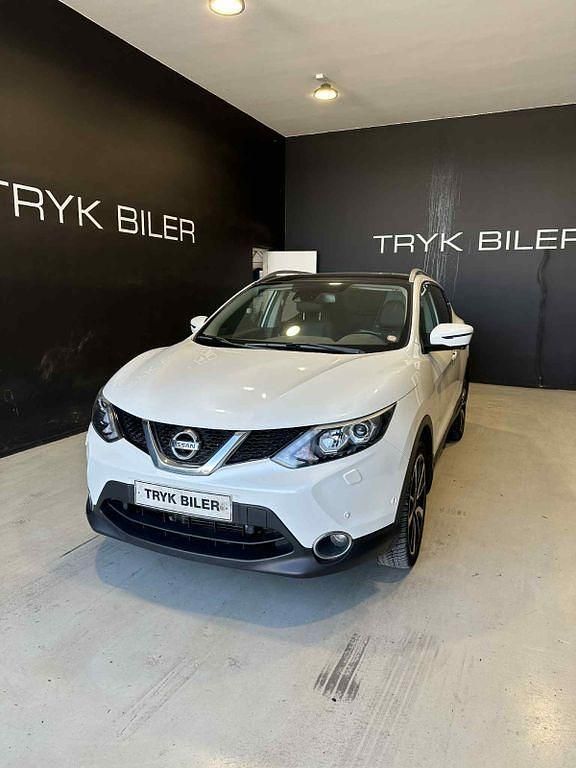 Gebraucht 2017 Nissan Qashqai Tekna SUV | 9.500 € (Superpreis) - Bild 1/4