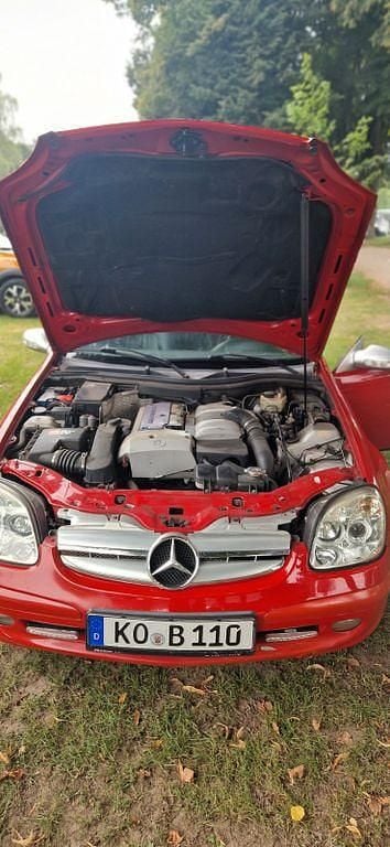 Rot Gebraucht 2000 Mercedes SLK230 Cabrio | 3.750 € (Guter Preis) - Bild 1/4