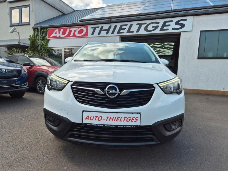 Weiß Gebraucht 2018 Opel Crossland X SUV | 8.900 € (Guter Preis) - Bild 1/4