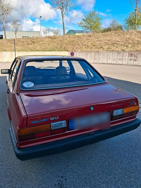 Usata Audi 80 75 CV (55 kW) 1981 Rosso Berlina