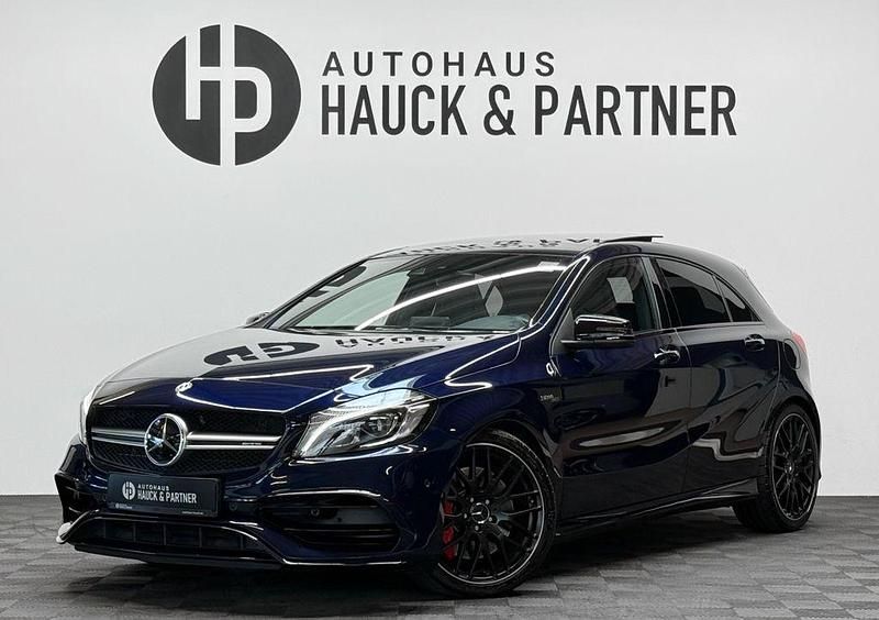 Blau Gebraucht 2017 Mercedes A45 AMG AMG Limousine | 34.990 € (Etwas zu teuer) - Bild 1/4