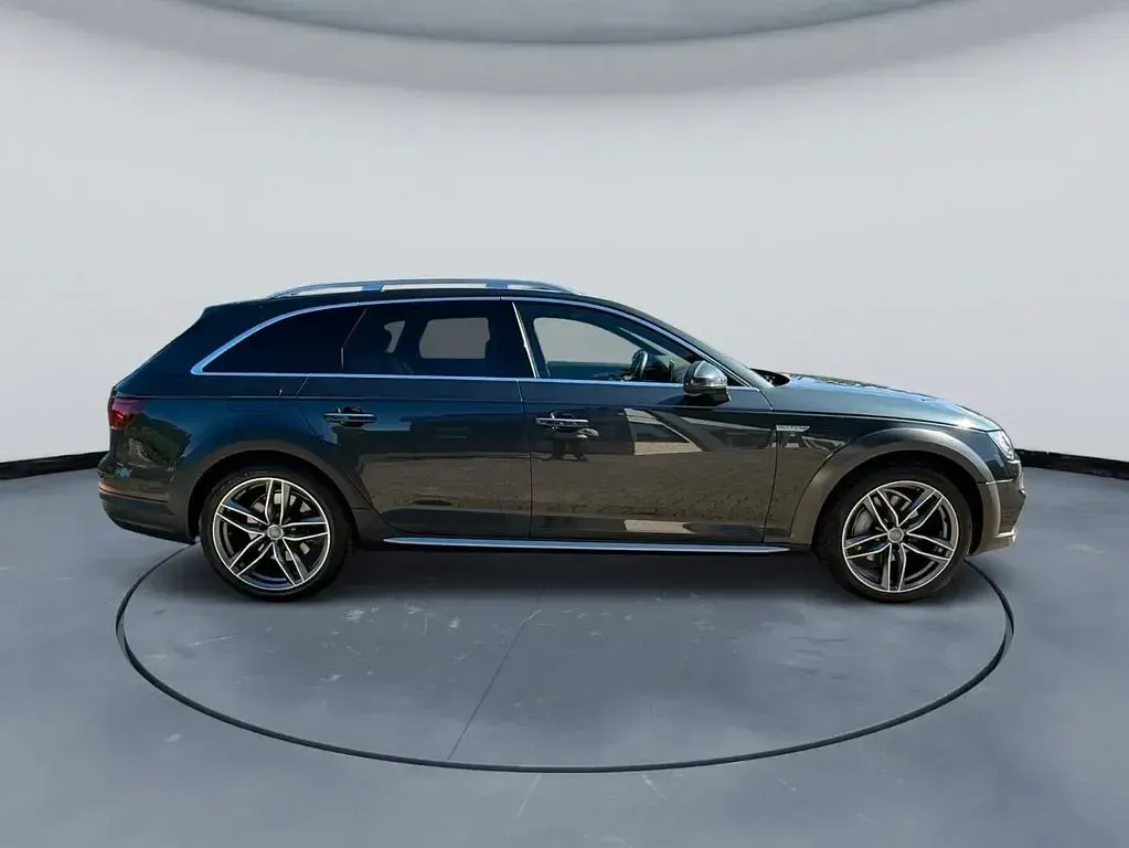 Gebraucht Audi A4 Allroad 245 PS (180 kW) 2018 Grau Kombi