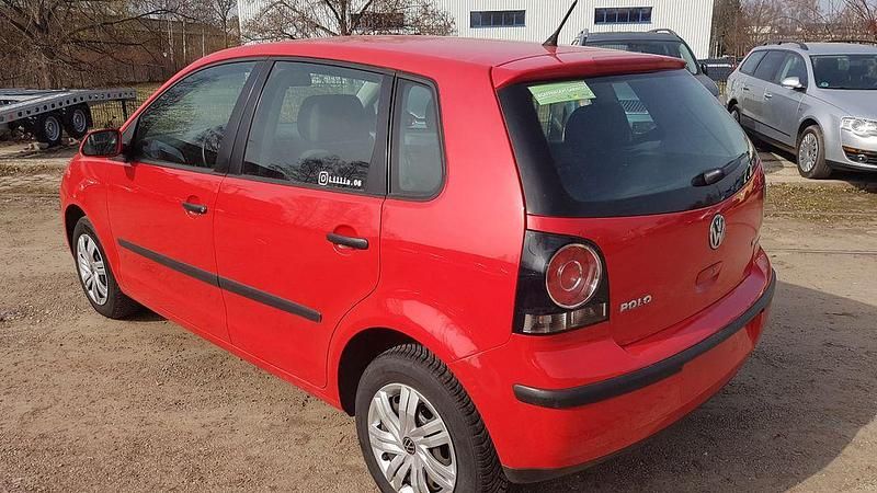 Gebraucht VW Polo 60 PS (44 kW) 2009 Rot Kleinwagen