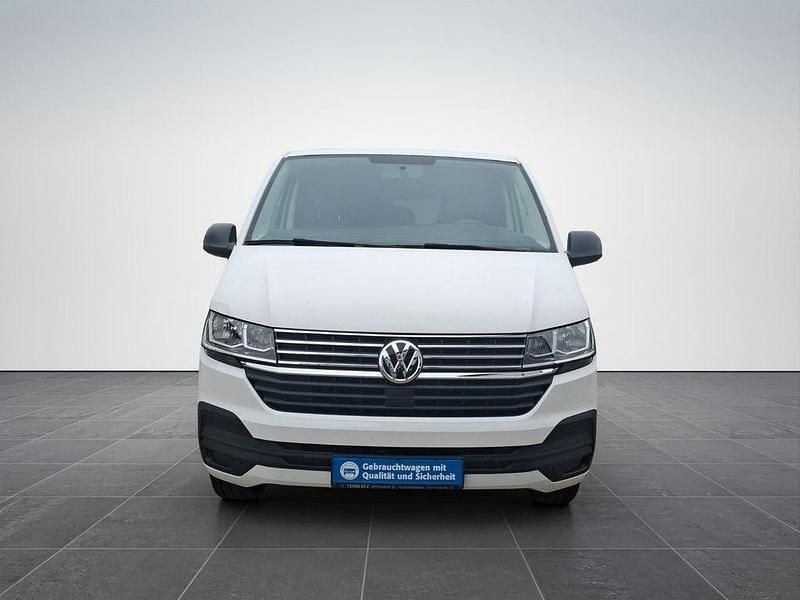 Second-hand VW Multivan 150 CP (110 kW) 2022 Alb Monovolum