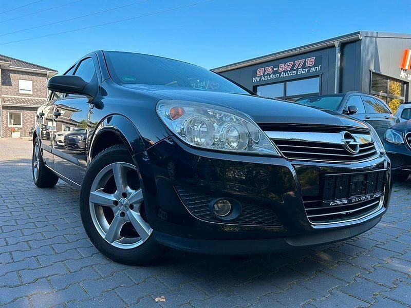 Gebraucht Opel Astra Selection 90 PS (66 kW) 2009 Schwarz Limousine