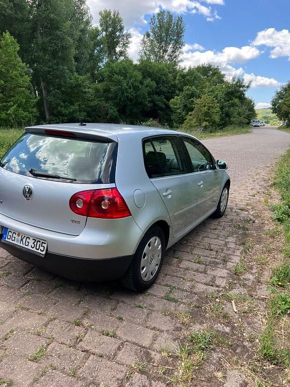 Gebraucht VW Golf IV 105 PS (77 kW) 2006 Silber Limousine