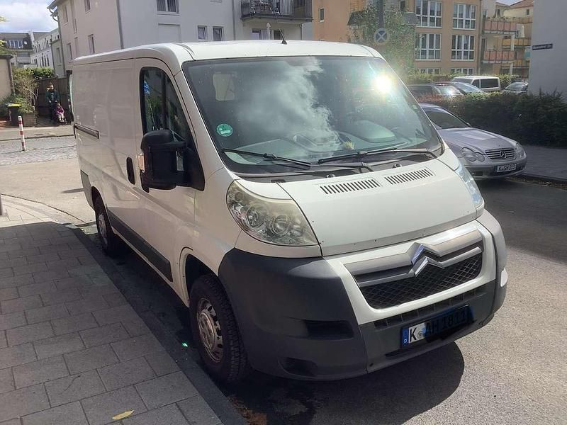 Weiß Gebraucht 2011 Citroën Jumper Van / Kleinbus | 7.000 € (Guter Preis) - Bild 1/4