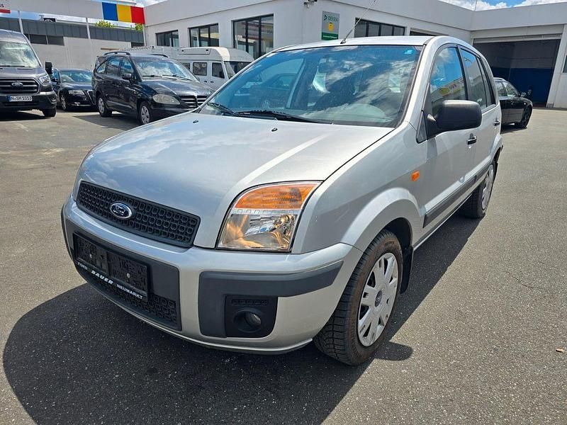 Polarsilber metallic Gebraucht 2010 Ford Fusion Style SUV | 3.650 € (Fairer Preis) - Bild 1/4