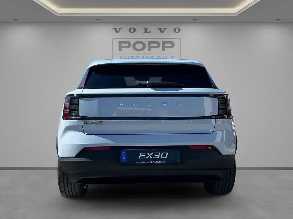 Neu Volvo EX30 Plus 200 kW (272 PS) 2026 Cloud blue SUV