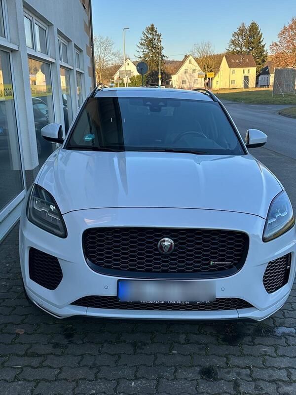 Weiß Gebraucht 2021 Jaguar E-Pace SUV | 27.500 € (Superpreis) - Bild 1/4