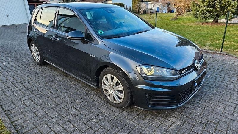 Gebraucht VW Golf VII GTD 184 PS (135 kW) 2014 Schwarz Limousine