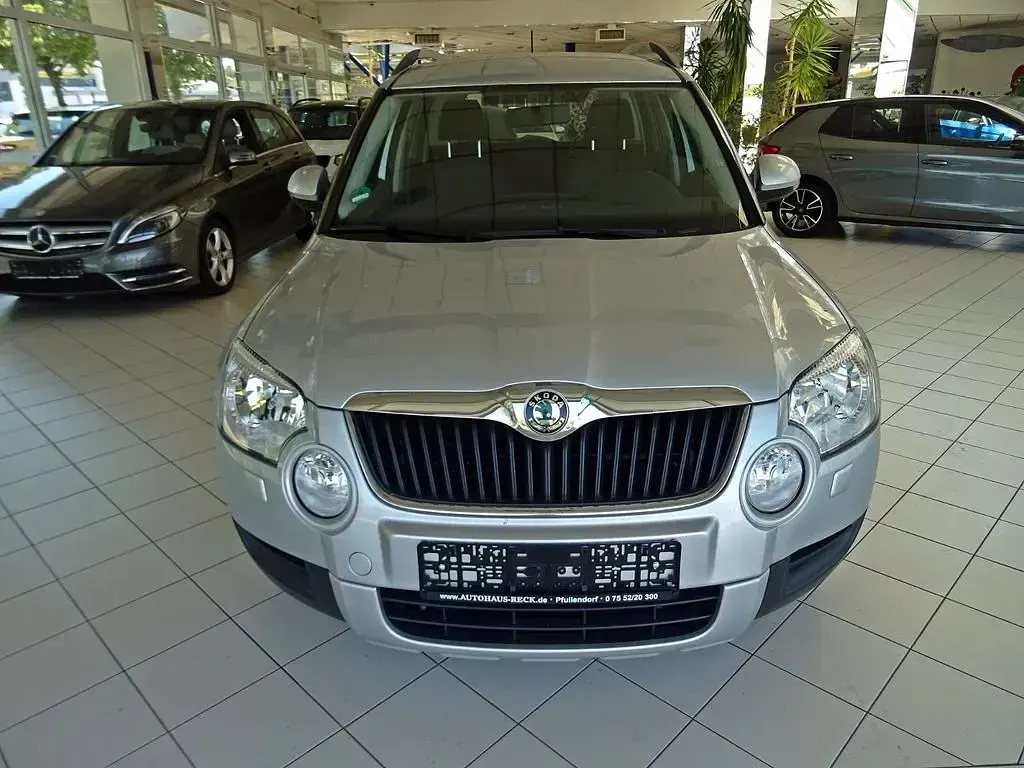 Gebraucht Skoda Yeti Ambition 140 PS (102 kW) 2013 Silber SUV