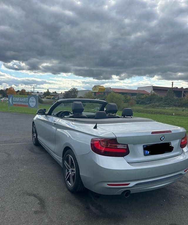 Gebraucht BMW 218 Sport Line 150 PS (110 kW) 2015 Silber Cabrio