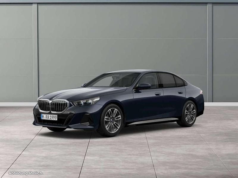 M carbonschwarz metallic Neu 2026 BMW 520 Performance Limousine | 58.390 € (Fairer Preis) - Bild 1/4