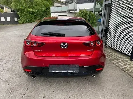 Gebraucht Mazda 3 Selection 150 PS (110 kW) 2021 Magmarot Limousine