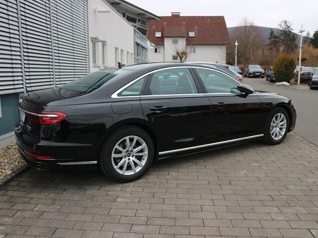Gebraucht Audi A8 Ambiente 286 PS (210 kW) 2023 Limousine