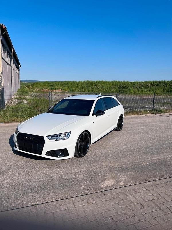 Gebraucht Audi A4 S-Line 190 PS (139 kW) 2019 Weiß Kombi