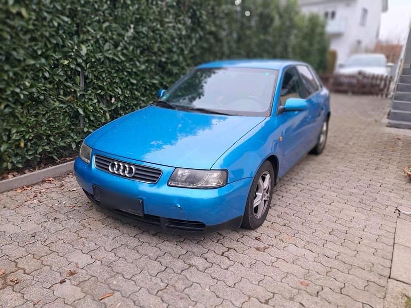 Blau Gebraucht 1999 Audi A3 Limousine | 500 € (Superpreis) - Bild 1/4