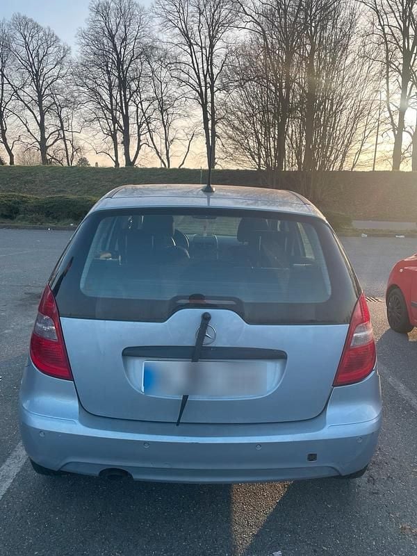 Gebraucht Mercedes A160 82 PS (60 kW) 2008 Silber Kleinwagen